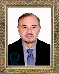 استاد چشم پزشکی دانشگاه علوم پزشکی شهید بهشتی
دکتر سید حمید سجادی متولد ۱۳۳۱ تهران. تحصیل در رشته های مختلف فلوشیپ جراحی لیزر اگزایمر، قرنیه، تخصص جراحی و دکترای پزشکی از دانشکده های مختلف کانزاس، میسوری و کریتون آمریکا دارای سمت های علمی و سوابق مختلف گروه های چشم پزشکی در دانشگاههای شهید بهشتی، دانشگاه کانزاس، سن خوزه، اليس
